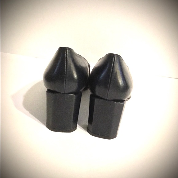 STUART WEITZMAN💋Black Leather Heels - Picture 4 of 8